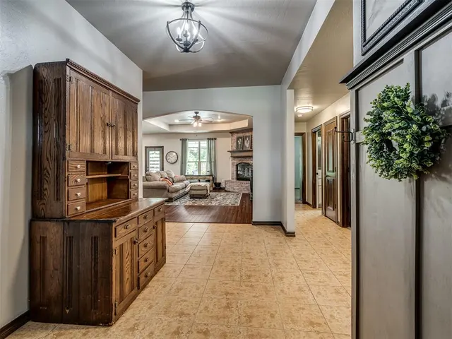 Photo 8 — 1275 Stone Ridge Drive, Edmond, OK 73034