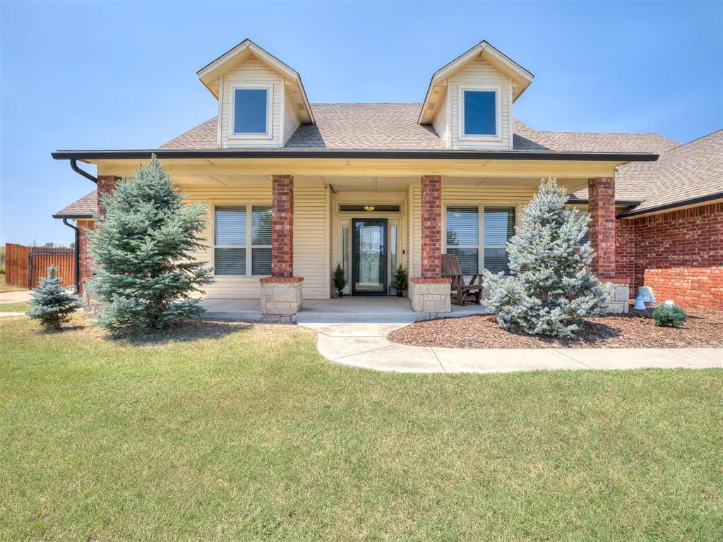 Photo 3 — 7701 Deer Meadow Drive, Oklahoma City, OK 73150