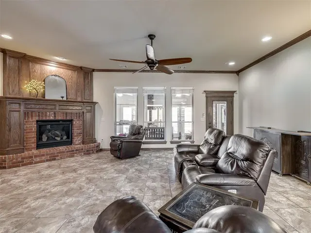 Photo 6 — 7701 Deer Meadow Drive, Oklahoma City, OK 73150