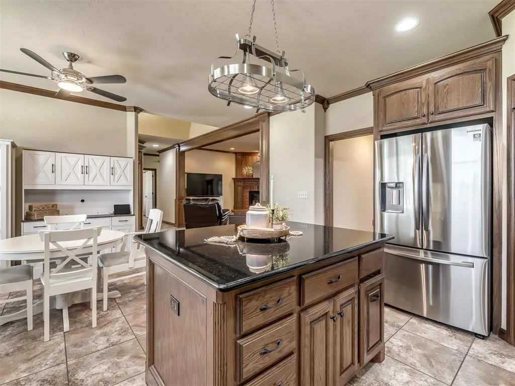 Photo 18 — 7701 Deer Meadow Drive, Oklahoma City, OK 73150