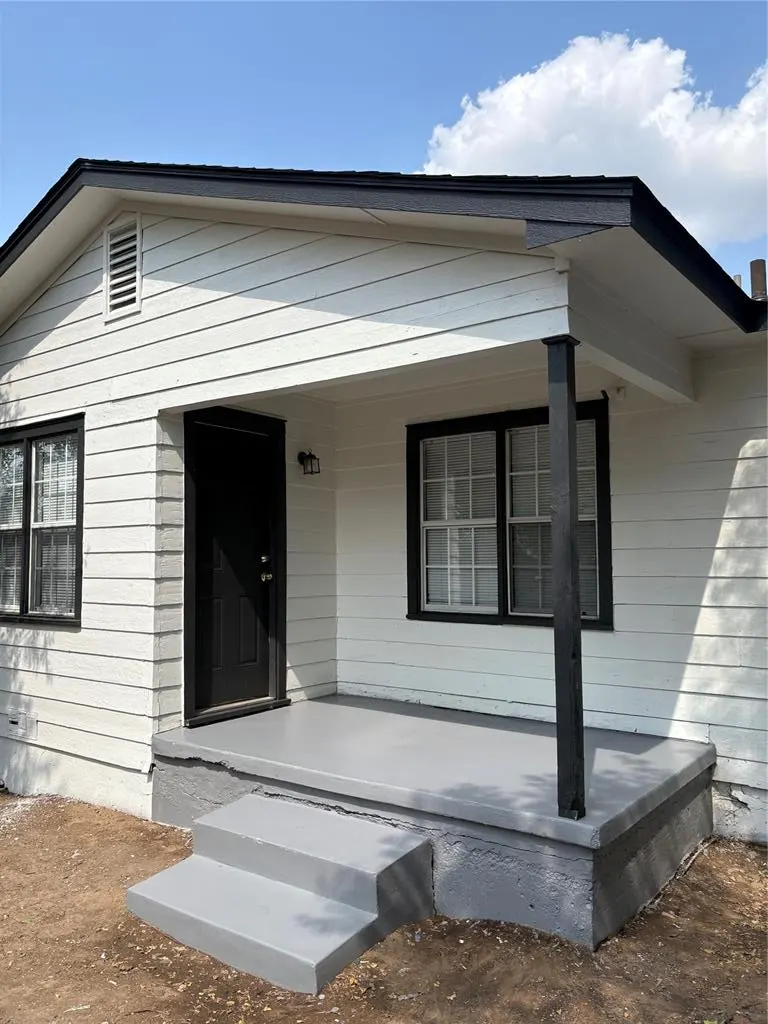 Photo 2 — 2916 NW Prentice Avenue, Lawton, OK 73507
