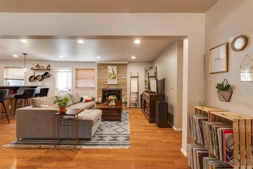 Photo 11 — 9404 N Lakeshore Drive, Oklahoma City, OK 73120