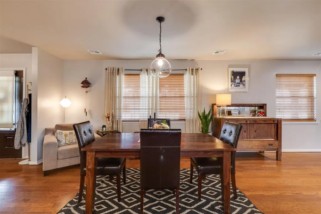 Photo 22 — 9404 N Lakeshore Drive, Oklahoma City, OK 73120