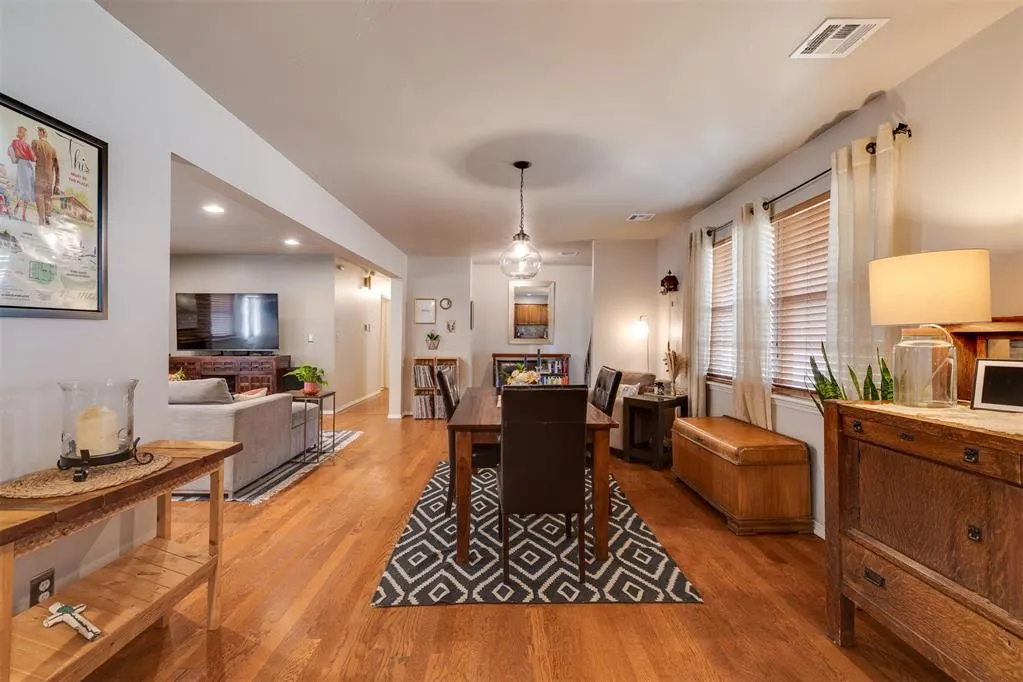 Photo 23 — 9404 N Lakeshore Drive, Oklahoma City, OK 73120