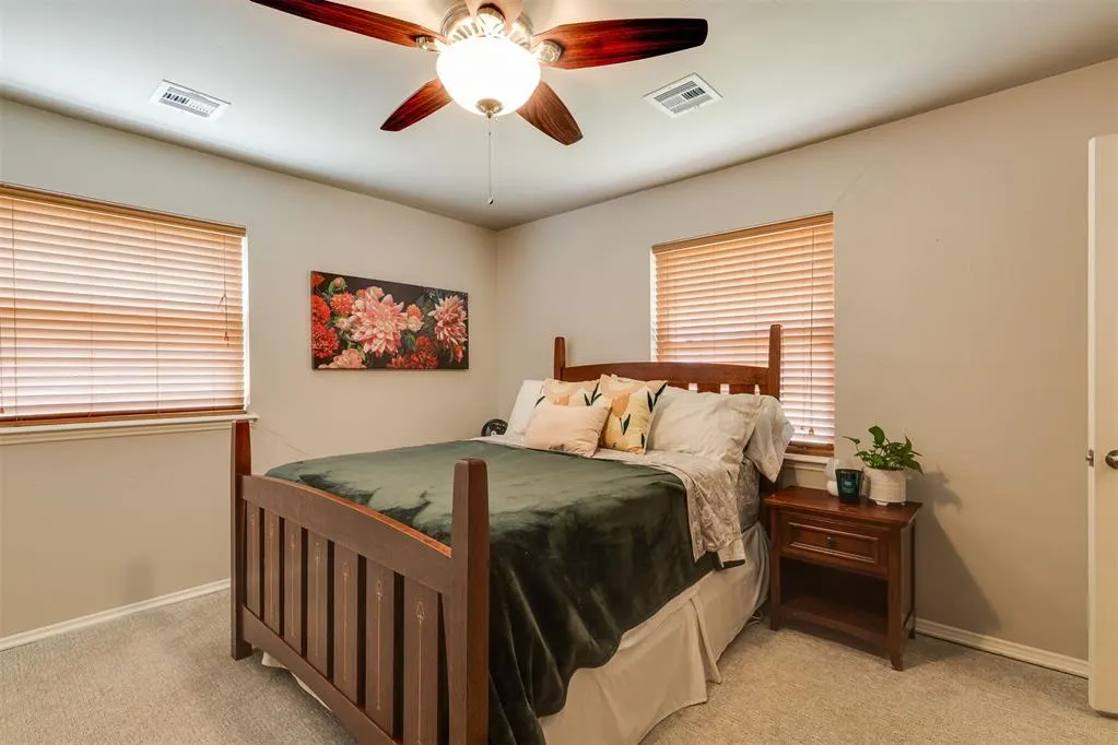 Photo 31 — 9404 N Lakeshore Drive, Oklahoma City, OK 73120