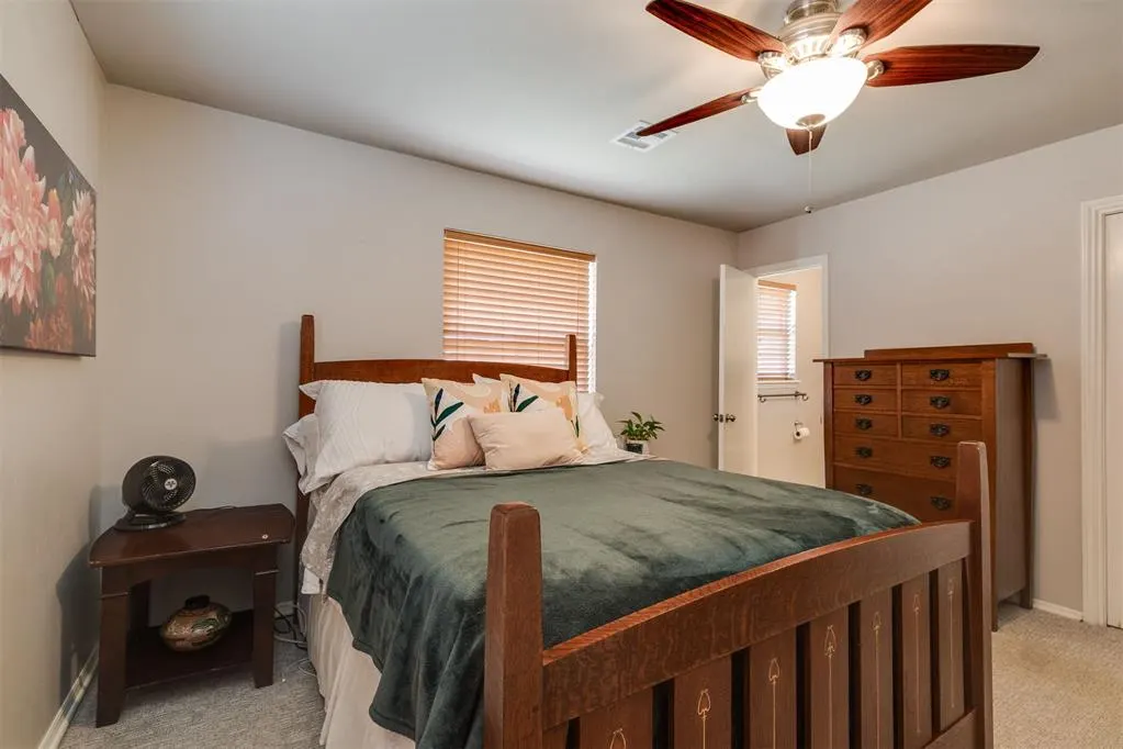 Photo 32 — 9404 N Lakeshore Drive, Oklahoma City, OK 73120