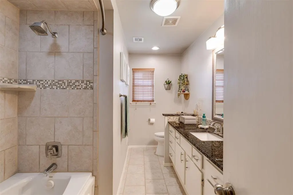 Photo 40 — 9404 N Lakeshore Drive, Oklahoma City, OK 73120