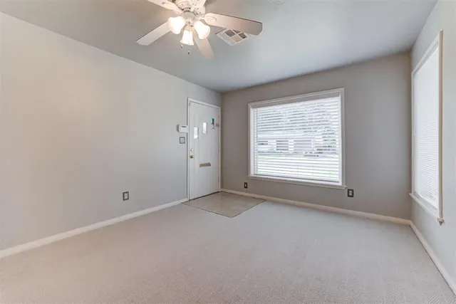 Photo 4 — 1407 Casady Lane, The Village, OK 73120