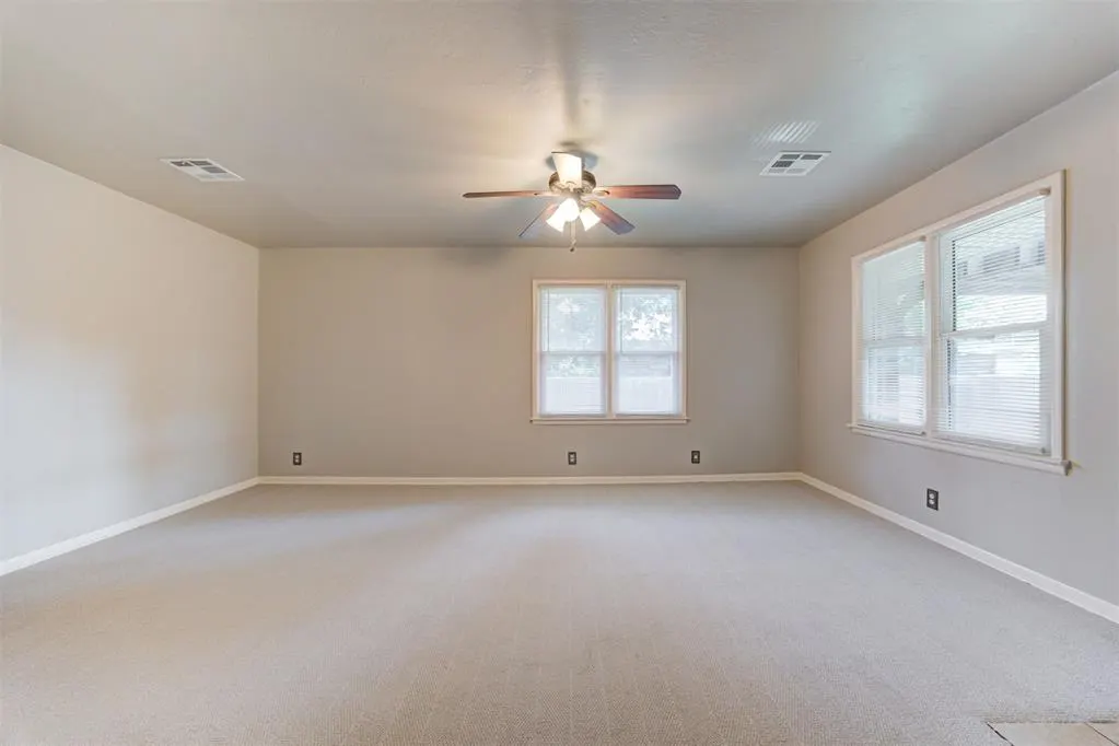 Photo 11 — 1407 Casady Lane, The Village, OK 73120