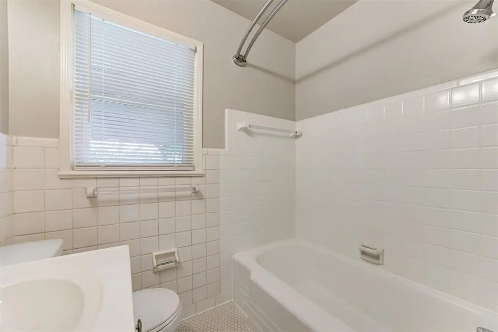 Photo 18 — 1407 Casady Lane, The Village, OK 73120
