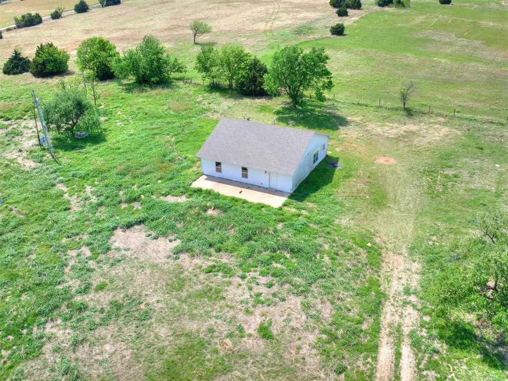 Photo 33 — 2975 S Academy Road, Guthrie, OK 73044