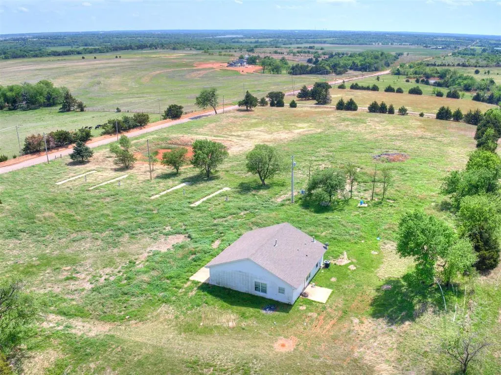 Photo 37 — 2975 S Academy Road, Guthrie, OK 73044