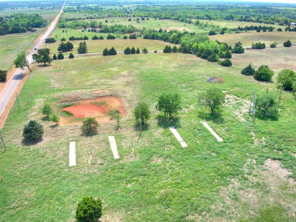 Photo 42 — 2975 S Academy Road, Guthrie, OK 73044