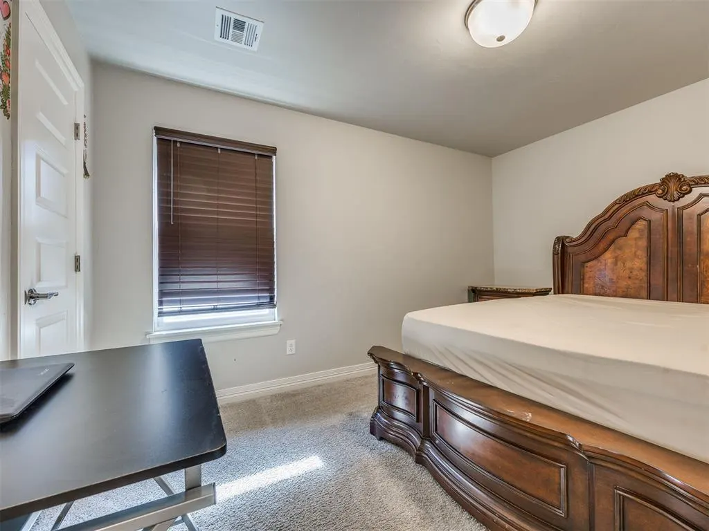 Photo 12 — 11112 SW 36th Street, Yukon, OK 73099