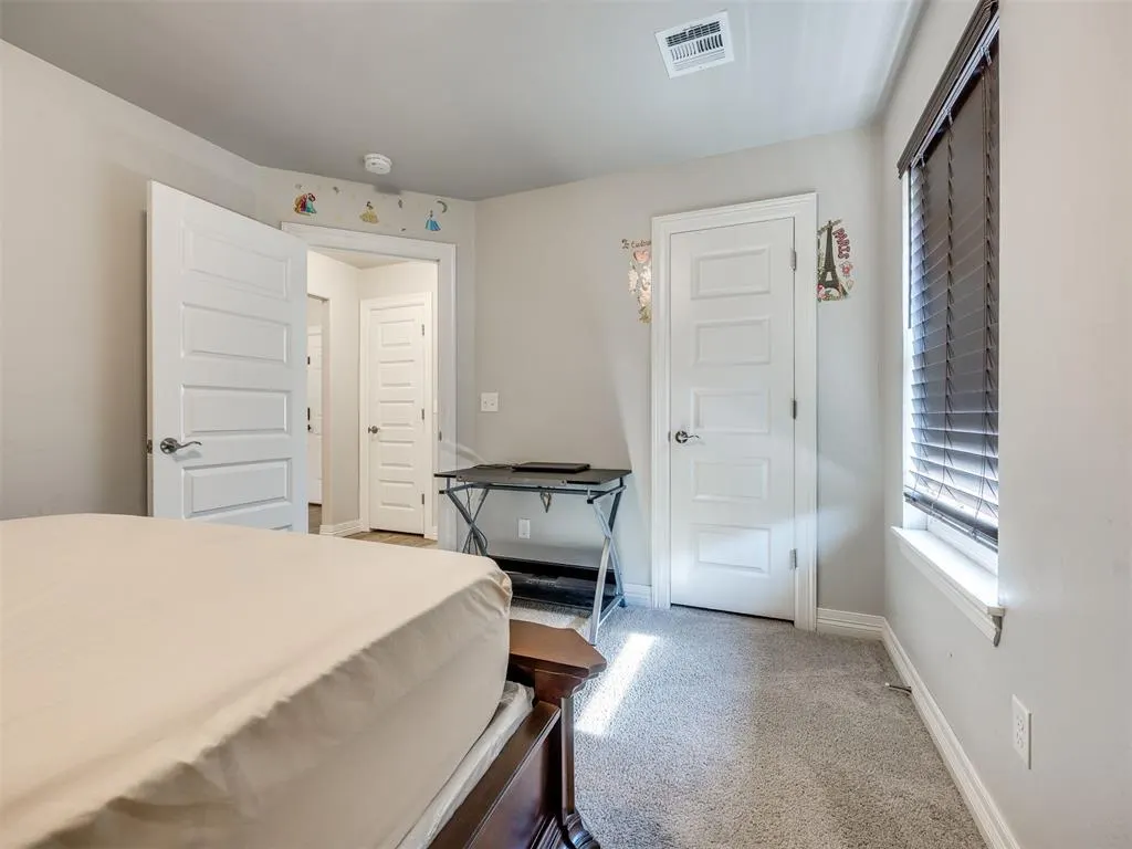 Photo 14 — 11112 SW 36th Street, Yukon, OK 73099