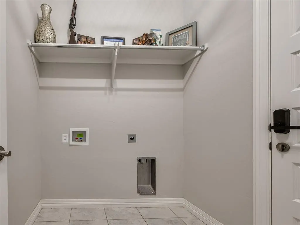 Photo 18 — 11112 SW 36th Street, Yukon, OK 73099