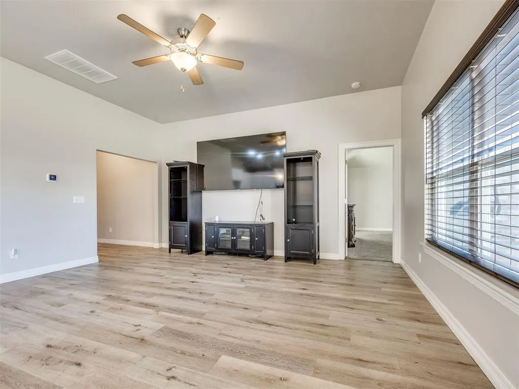 Photo 22 — 11112 SW 36th Street, Yukon, OK 73099