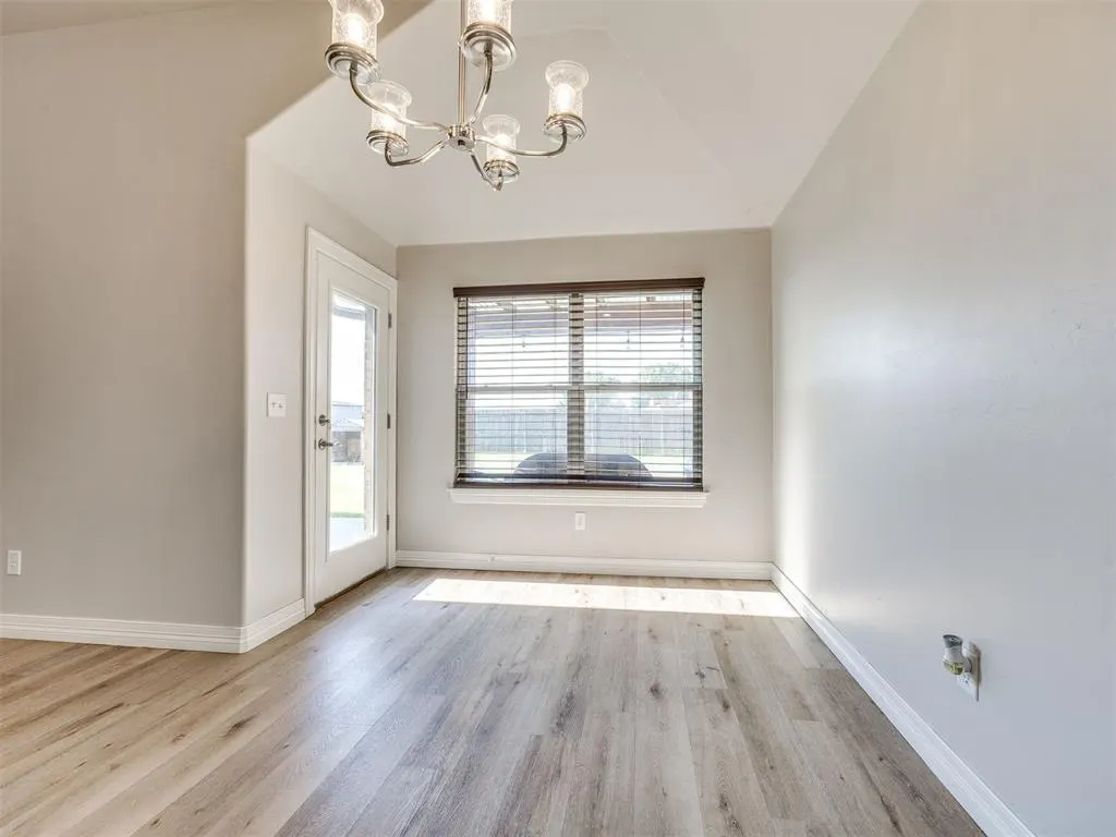 Photo 28 — 11112 SW 36th Street, Yukon, OK 73099