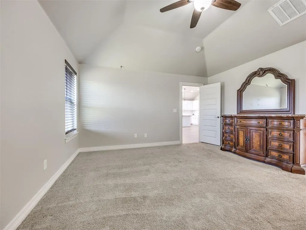 Photo 33 — 11112 SW 36th Street, Yukon, OK 73099