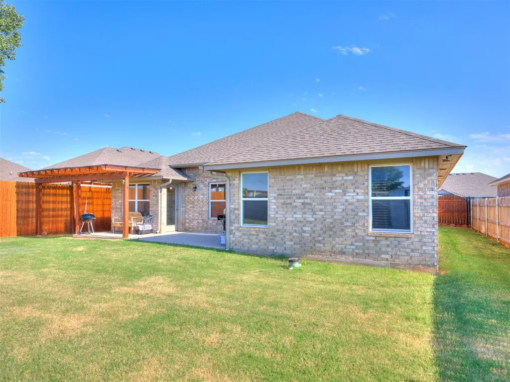 Photo 40 — 11112 SW 36th Street, Yukon, OK 73099