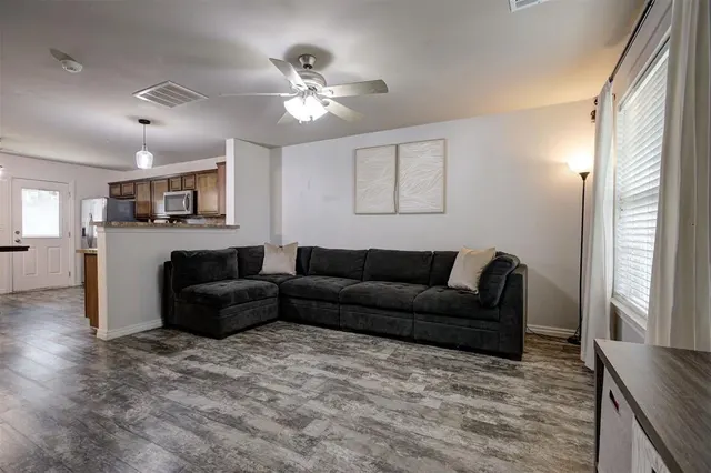 Photo 7 — 6040 Johnnie Terrace, Oklahoma City, OK 73149