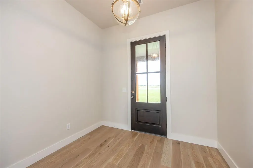 Photo 4 — 2920 Edgefield Lane, Norman, OK 73073