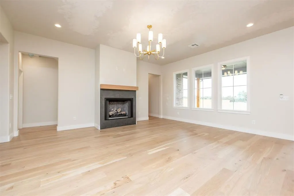 Photo 6 — 2920 Edgefield Lane, Norman, OK 73073