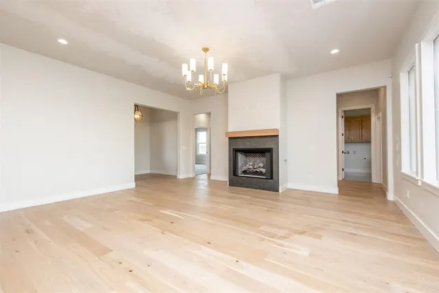 Photo 8 — 2920 Edgefield Lane, Norman, OK 73073