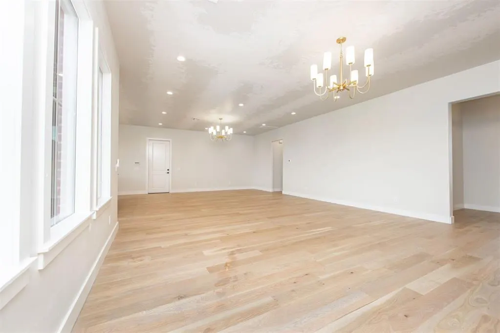 Photo 9 — 2920 Edgefield Lane, Norman, OK 73073