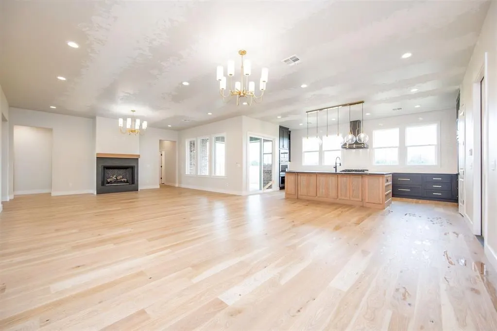 Photo 11 — 2920 Edgefield Lane, Norman, OK 73073
