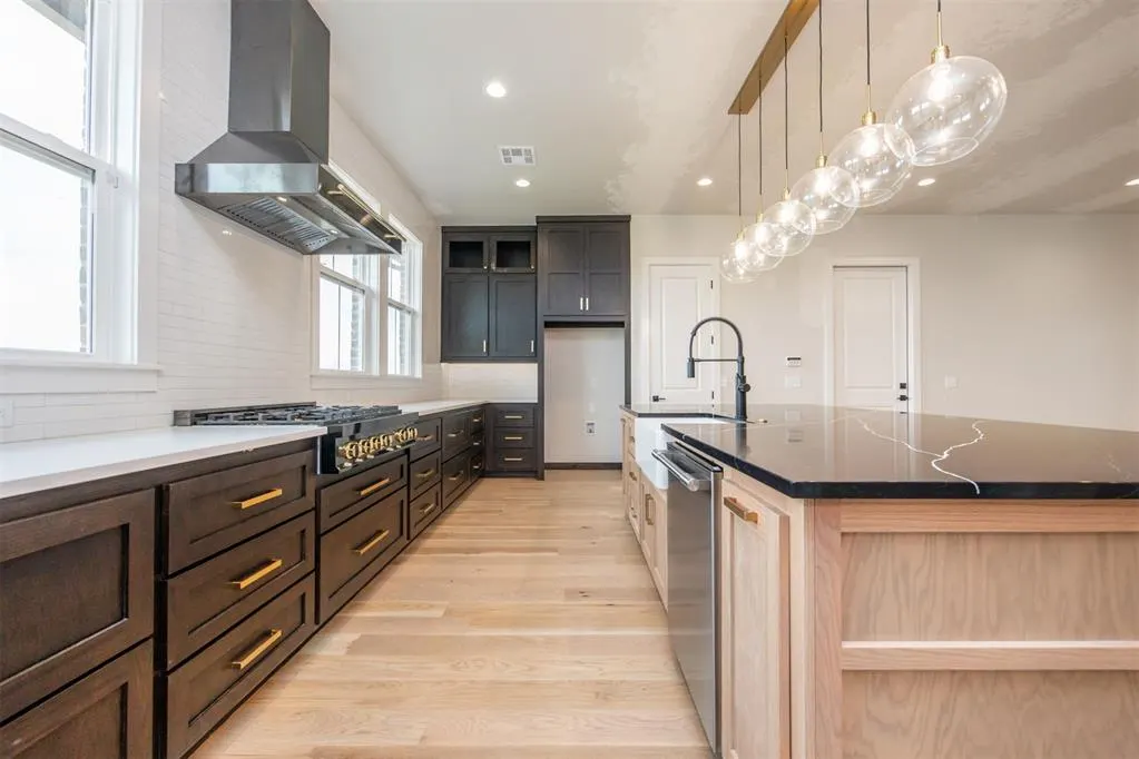 Photo 16 — 2920 Edgefield Lane, Norman, OK 73073
