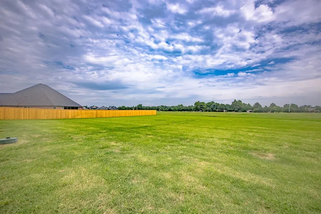Photo 48 — 2920 Edgefield Lane, Norman, OK 73073