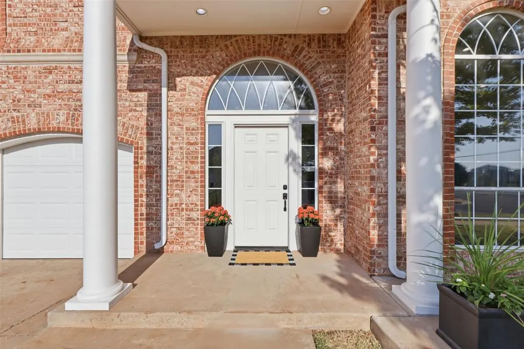 Photo 3 — 15021 Salem Creek Road, Edmond, OK 73013