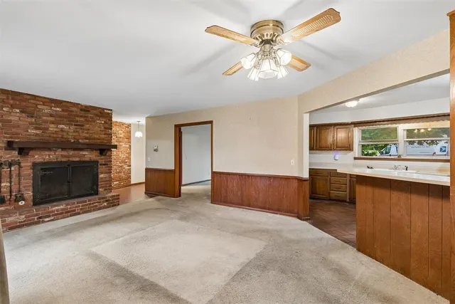 Photo 8 — 301 E Ridgewood Drive, Midwest City, OK 73110