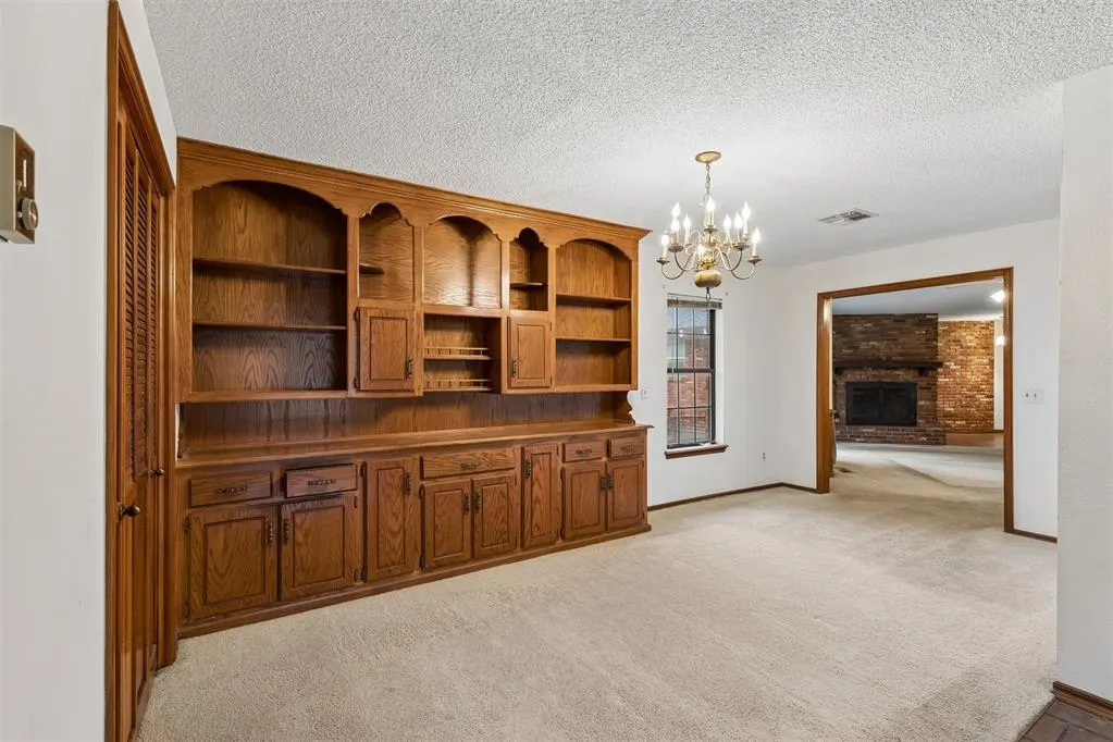 Photo 18 — 301 E Ridgewood Drive, Midwest City, OK 73110