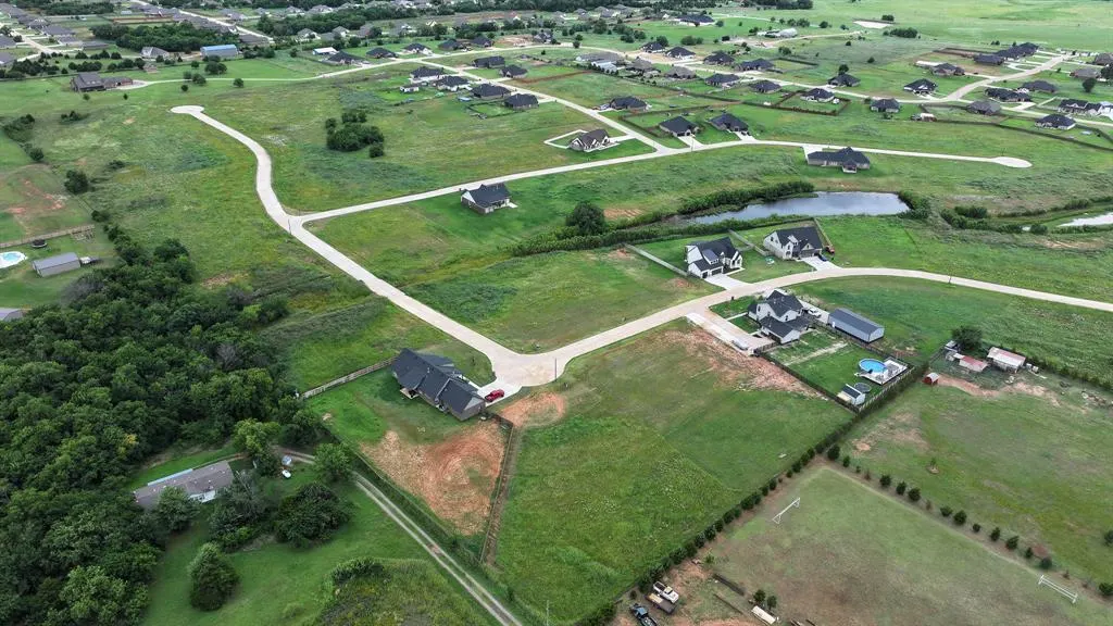 Photo 17 — 9580 Monterey Drive, Edmond, OK 73025
