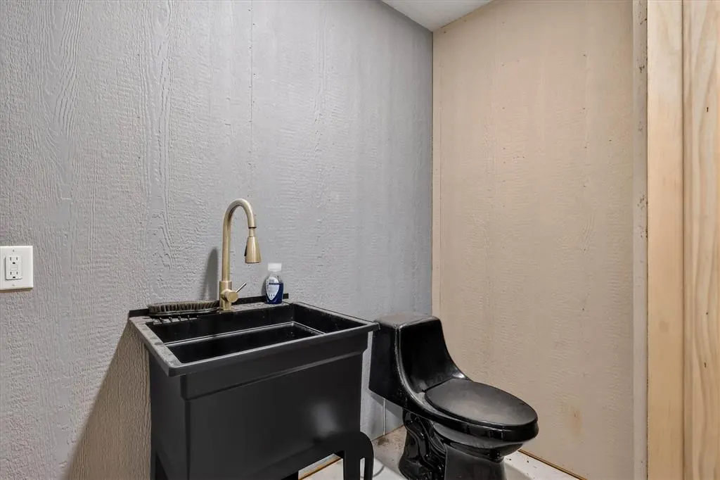 Photo 38 — 36860 Sandy Rock Road, Tecumseh, OK 74873