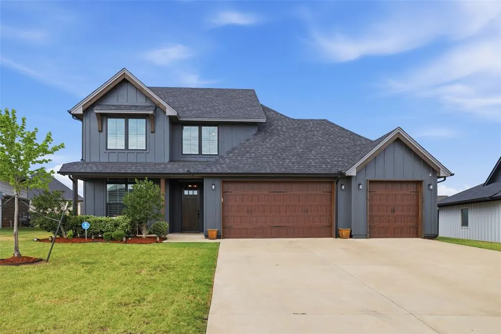 Front exterior — 6100 Dale Avenue, Edmond, OK 73034