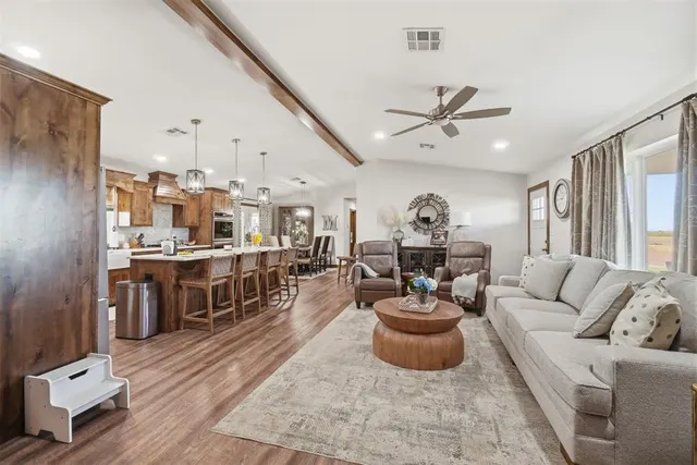 Photo 7 — 21105 E County Road 162, Headrick, OK 73549