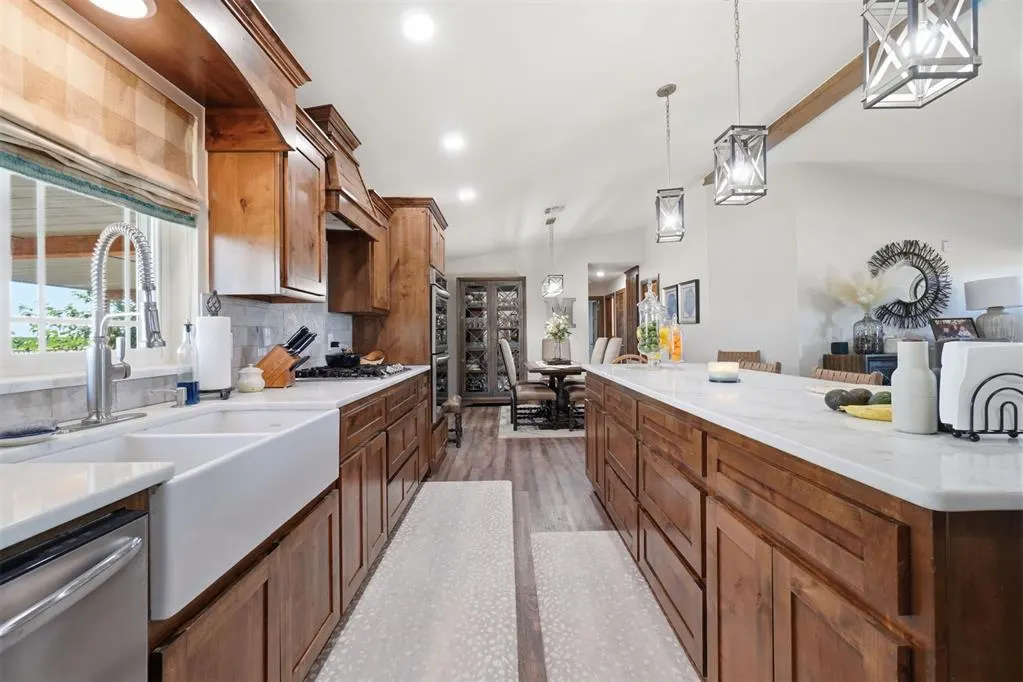 Photo 10 — 21105 E County Road 162, Headrick, OK 73549