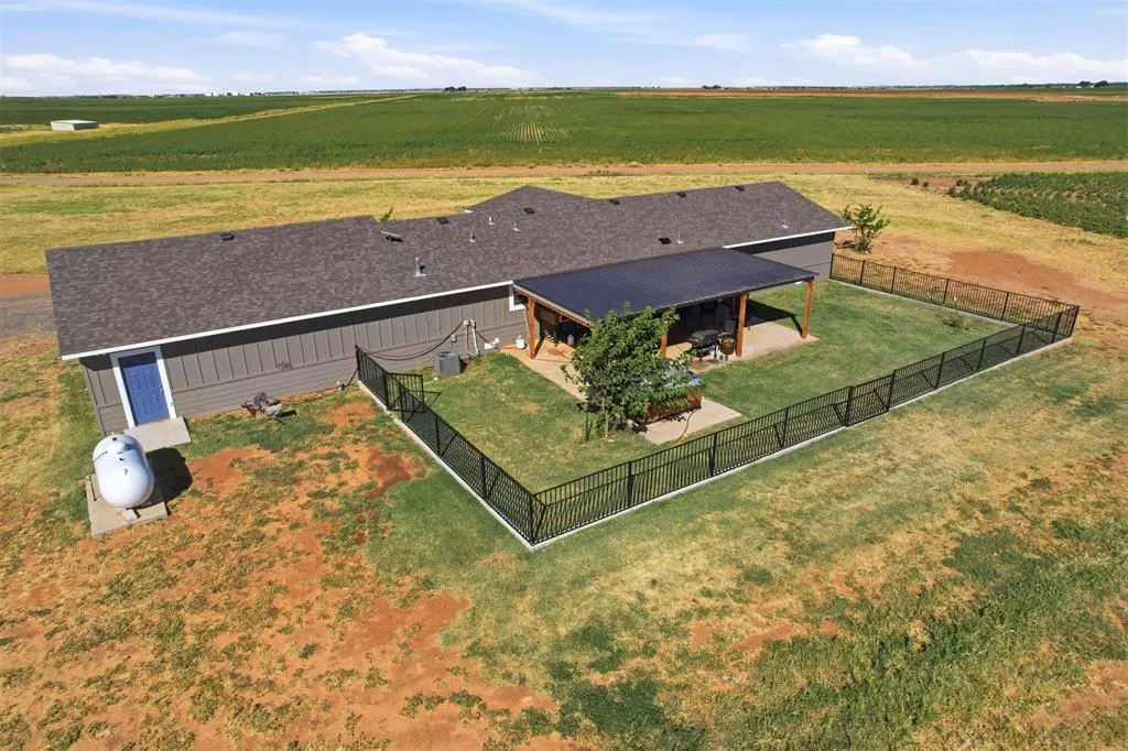 Photo 45 — 21105 E County Road 162, Headrick, OK 73549
