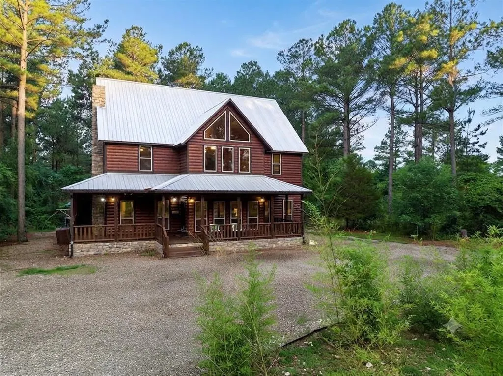 Front exterior — 256 Green Briar Trail, Broken Bow, OK 74728