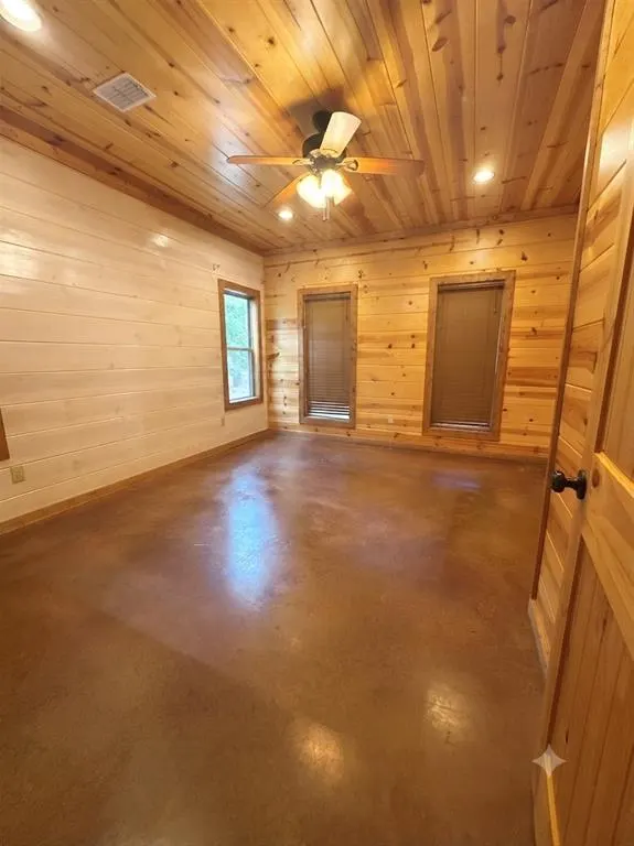 Photo 17 — 256 Green Briar Trail, Broken Bow, OK 74728