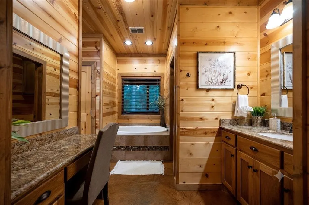 Photo 25 — 256 Green Briar Trail, Broken Bow, OK 74728