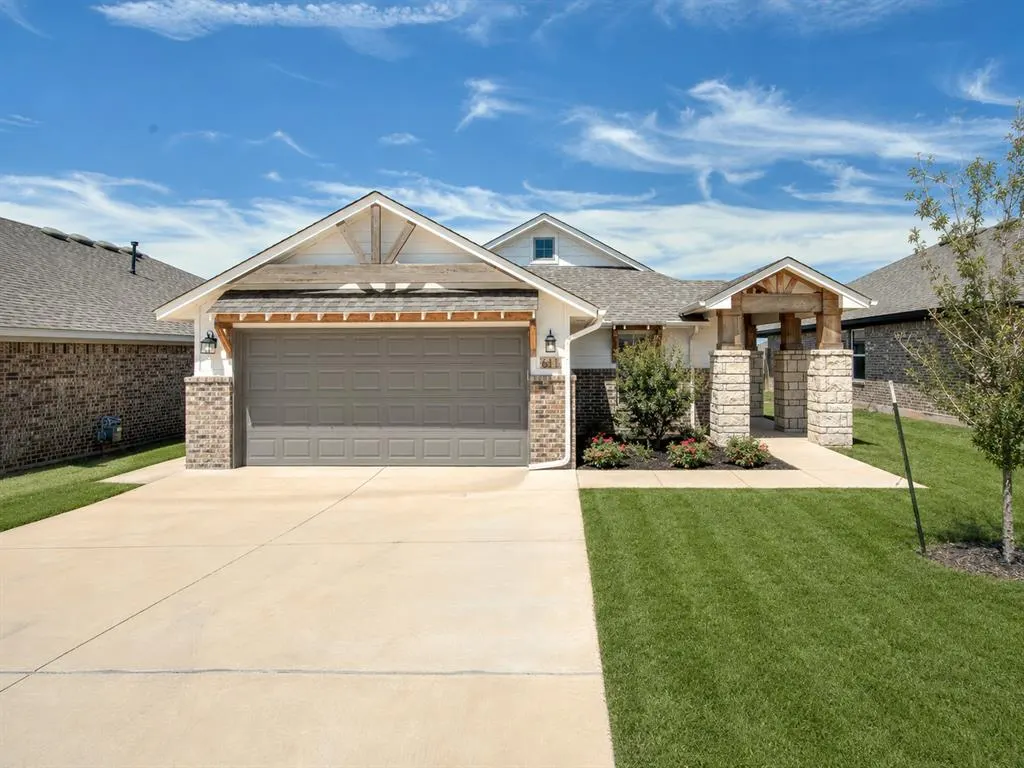 Front exterior — 611 Red Cedar Way, Norman, OK 73069