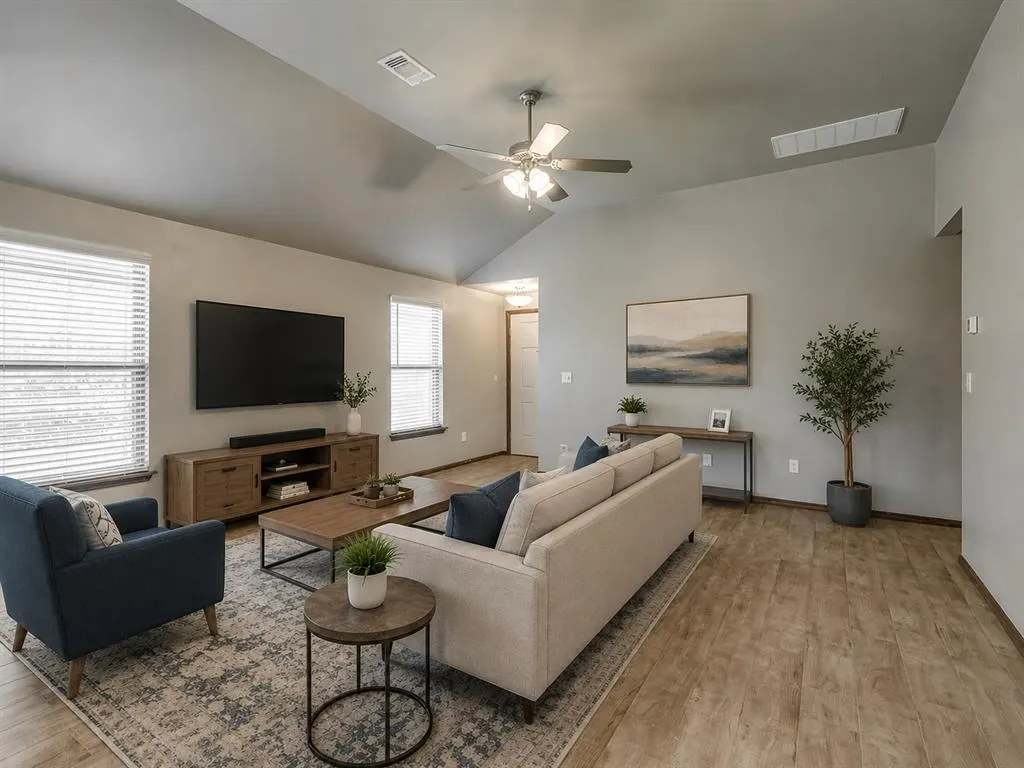 Photo 4 — 611 Red Cedar Way, Norman, OK 73069