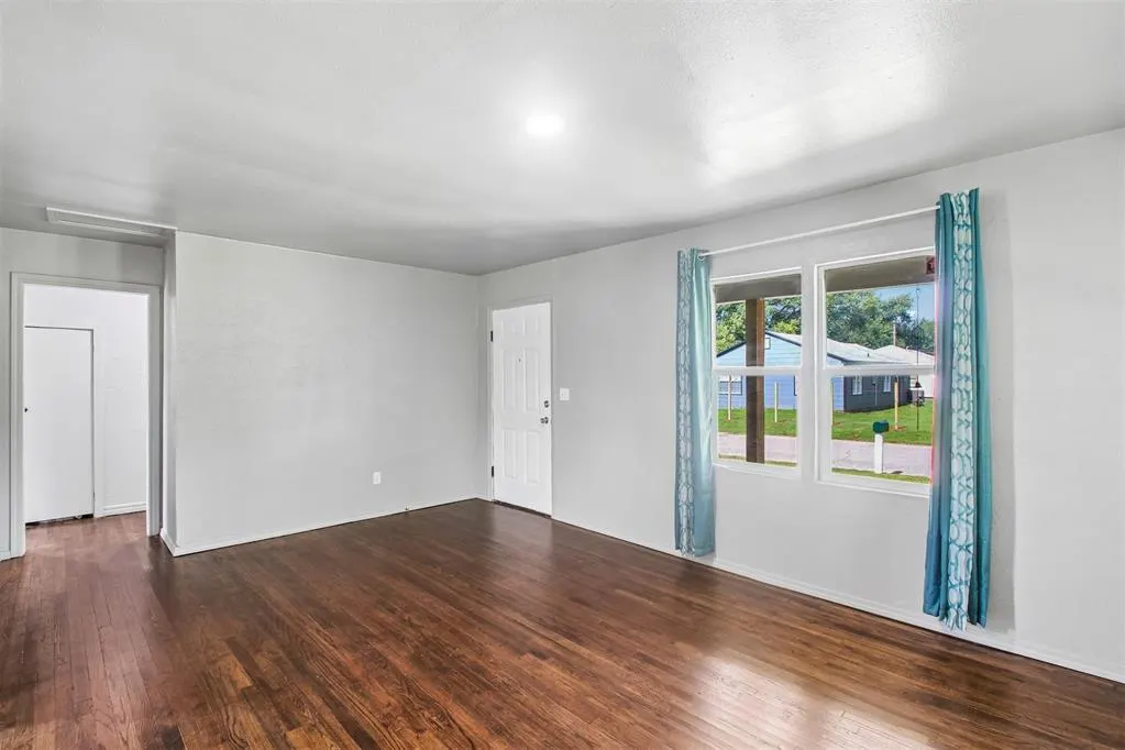Photo 7 — 804 N Santa Fe Avenue, Purcell, OK 73080