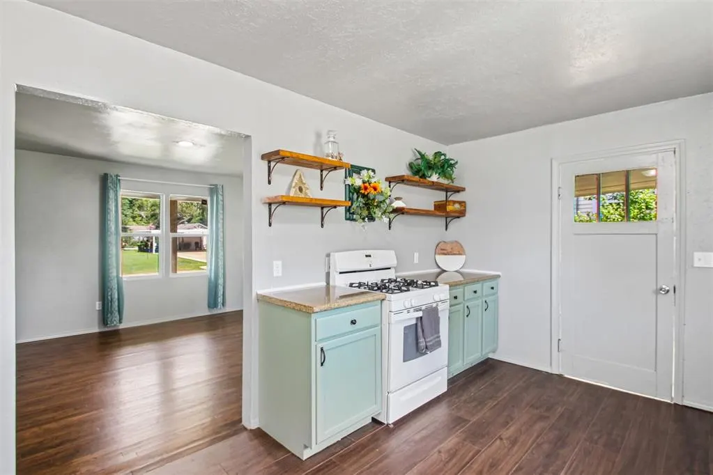 Photo 10 — 804 N Santa Fe Avenue, Purcell, OK 73080