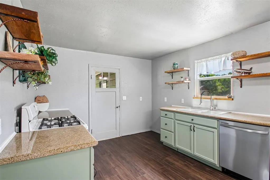 Photo 15 — 804 N Santa Fe Avenue, Purcell, OK 73080