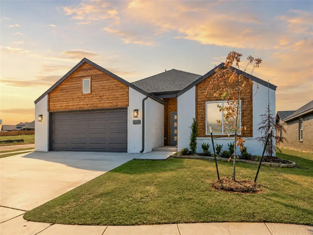 Photo 2 — 4132 Overlook Pass, Edmond, OK 73025